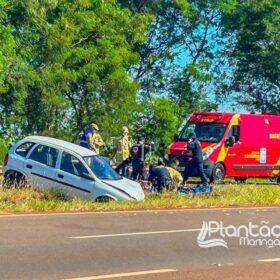 Motorista é socorrido de helicóptero após ser ejetado de veículo em capotamento Foto 5 Fotos de Motorista é socorrido de helicóptero após ser ejetado de veículo em capotamento