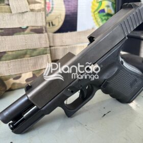 Polícia Militar prende traficante e apreende carros roubados, armas e drogas em Maringá Foto 2 Fotos de Polícia Militar prende traficante e apreende carros roubados, armas e drogas em Maringá