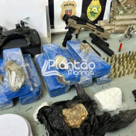 Polícia Militar prende traficante e apreende carros roubados, armas e drogas em Maringá Foto 14 Fotos de Polícia Militar prende traficante e apreende carros roubados, armas e drogas em Maringá