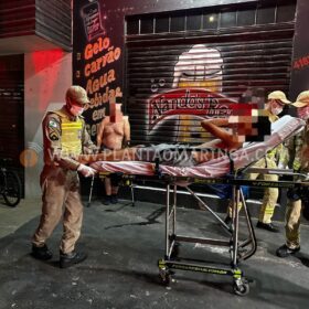 Adolescente é morto e outro baleado durante atentado a tiros em conveniência em Maringá Foto 8 Fotos de Adolescente é morto e outro baleado durante atentado a tiros em conveniência em Maringá