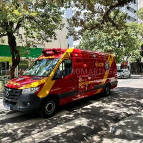 Assaltante rouba celular de mulher após saída de missa na catedral de Maringá Foto 4 Fotos de Assaltante rouba celular de mulher após saída de missa na catedral de Maringá