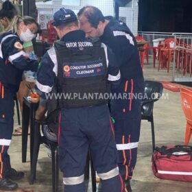 Câmera de segurança flagra jovem sendo executado na frente da namorada Foto 7 Fotos de Câmera de segurança flagra jovem sendo executado na frente da namorada