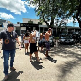 Jovem brutalmente apedrejado em Maringá, morre no hospital Foto 5 Fotos de Jovem brutalmente apedrejado em Maringá, morre no hospital