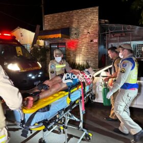 Jovem com tornozeleira eletrônica é socorrido em estado grave após levar três tiros na cabeça em Sarandi Foto 3 Fotos de Jovem com tornozeleira eletrônica é socorrido em estado grave após levar três tiros na cabeça em Sarandi
