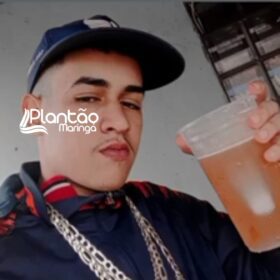 Jovem de 19 anos baleado em velório em 2023 é executado com 15 tiros em Sarandi Foto 11 Fotos de Jovem de 19 anos baleado em velório em 2023 é executado com 15 tiros em Sarandi