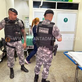 Jovem é baleado em frente à casa da mãe em Maringá Foto 7 Fotos de Jovem é baleado em frente à casa da mãe em Maringá