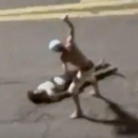 Moradores filmam jovem sendo agredido com pedradas na cabeça em Maringá Foto 6 Fotos de Moradores filmam jovem sendo agredido com pedradas na cabeça em Maringá