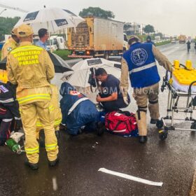Mulher morre ao ser atropelada na rodovia em Maringá Foto 1 Fotos de Mulher morre ao ser atropelada na rodovia em Maringá