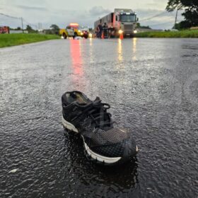 Mulher morre após ser atropelada por carro conduzido por padre em Maringá Foto 11 Fotos de Mulher morre após ser atropelada por carro conduzido por padre em Maringá