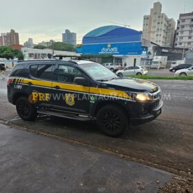 Pedestre atropelado fora da faixa de pedestres em Maringá é socorrido em estado gravíssimo Foto 1 Fotos de Pedestre atropelado fora da faixa de pedestres em Maringá é socorrido em estado gravíssimo