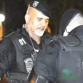 Segurança morre no hospital após ser brutalmente espancado com barra de ferro, em Sarandi Foto 2 Fotos de Segurança morre no hospital após ser brutalmente espancado com barra de ferro, em Sarandi