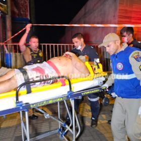 Atentado a tiros em bar deixa homem em estado grave, em Maringá Foto 3 Fotos de Atentado a tiros em bar deixa homem em estado grave, em Maringá