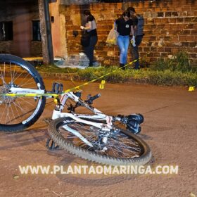 Câmera registrou jovem de 18 anos sendo executado em frente à casa de vizinho em Sarandi. Foto 6 Fotos de Câmera registrou jovem de 18 anos sendo executado em frente à casa de vizinho em Sarandi.