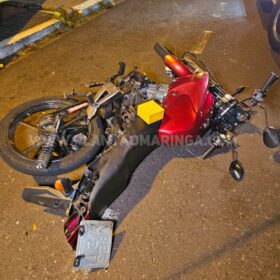 Carro atropela motociclista e bate em poste em Maringá Foto 10 Fotos de Carro atropela motociclista e bate em poste em Maringá
