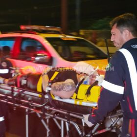 Casal fica ferido após acidente de carro em Maringá Foto 4 Fotos de Casal fica ferido após acidente de carro em Maringá