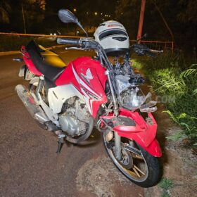 Colisão entre motocicletas deixa duas pessoas gravemente feridas em Maringá Foto 5 Fotos de Colisão entre motocicletas deixa duas pessoas gravemente feridas em Maringá