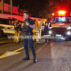 Homem de 33 anos é morto a facadas pelo irmão em Sarandi Foto 7 Fotos de Homem de 33 anos é morto a facadas pelo irmão em Sarandi