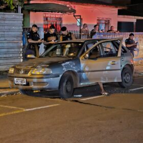 Homem é executado com 25 tiros dentro de carro em Sarandi Foto 16 Fotos de Homem é executado com 25 tiros dentro de carro em Sarandi