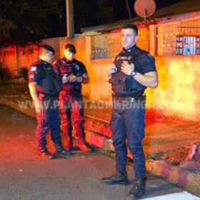 Homem é morto pelo próprio irmão após briga por herança em Sarandi Foto 12 Fotos de Homem é morto pelo próprio irmão após briga por herança em Sarandi