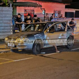 Jovem é executado a tiros dentro de carro em Sarandi Foto 3 Fotos de Jovem é executado a tiros dentro de carro em Sarandi