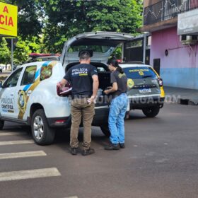 Jovem é executado e duas pessoas são baleadas em ataque a oficina de motos em Sarandi Foto 16 Fotos de Jovem é executado e duas pessoas são baleadas em ataque a oficina de motos em Sarandi