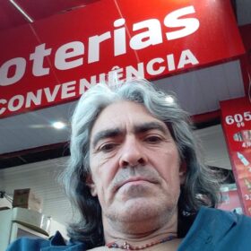Motorista brutalmente agredido após simples acidente de trânsito em Maringá, morre no hospital Foto 5 Fotos de Motorista brutalmente agredido após simples acidente de trânsito em Maringá, morre no hospital
