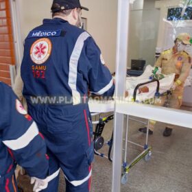 Rapaz é intubado após ter faca cravada no pescoço em Maringá Foto 3 Fotos de Rapaz é intubado após ter faca cravada no pescoço em Maringá