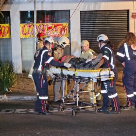 Trabalhador é intubado após sofrer choque de mais de 13 mil volts em Maringá Foto 12 Fotos de Trabalhador é intubado após sofrer choque de mais de 13 mil volts em Maringá