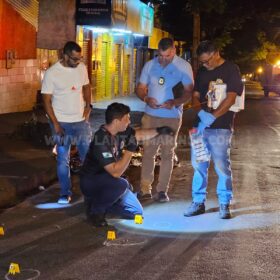 Ciclista é atropelado e executado com 26 tiros, em Sarandi Foto 11 Fotos de Ciclista é atropelado e executado com 26 tiros, em Sarandi