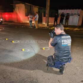Ciclista é atropelado e executado com 26 tiros, em Sarandi Foto 17 Fotos de Ciclista é atropelado e executado com 26 tiros, em Sarandi