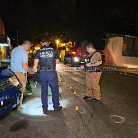 Ciclista é atropelado e executado com 26 tiros, em Sarandi Foto 7 Fotos de Ciclista é atropelado e executado com 26 tiros, em Sarandi