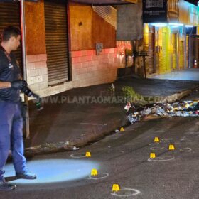 Ciclista é atropelado e executado com 26 tiros, em Sarandi Foto 9 Fotos de Ciclista é atropelado e executado com 26 tiros, em Sarandi