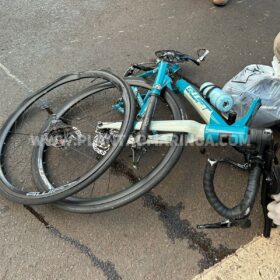 Ciclista fica em estado grave após ser atropelado por carreta em Maringá Foto 10 Fotos de Ciclista fica em estado grave após ser atropelado por carreta em Maringá