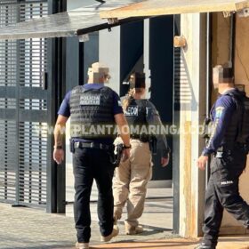 Gaeco e as corregedorias da Polícia Militar e da polícia Civil promove em Loanda e Sarandi a Operação Exação, com o cumprimento de ordens de busca e apreensão e afastamento de funções públicas Foto 3 Fotos de Gaeco e as corregedorias da Polícia Militar e da polícia Civil promove em Loanda e Sarandi a Operação Exação, com o cumprimento de ordens de busca e apreensão e afastamento de funções públicas