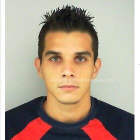 Homem de 34 anos é executado com 29 tiros, em Maringá Foto 1 Fotos de Homem de 34 anos é executado com 29 tiros, em Maringá