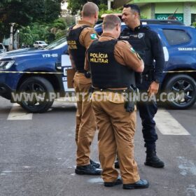 Homem é executado e moça baleada na saída de tabacaria em Sarandi Foto 3 Fotos de Homem é executado e moça baleada na saída de tabacaria em Sarandi