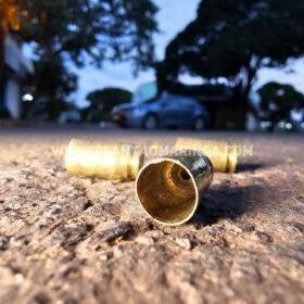 Homem é executado e moça baleada na saída de tabacaria em Sarandi Foto 5 Fotos de Homem é executado e moça baleada na saída de tabacaria em Sarandi