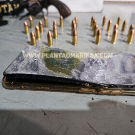 Homem faccionado ao PCC suspeito de matar duas pessoas é preso em Sarandi, com duas armas de fogo Foto 3 Fotos de Homem faccionado ao PCC suspeito de matar duas pessoas é preso em Sarandi, com duas armas de fogo