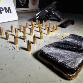 Homem faccionado ao PCC suspeito de matar duas pessoas é preso em Sarandi, com duas armas de fogo Foto 8 Fotos de Homem faccionado ao PCC suspeito de matar duas pessoas é preso em Sarandi, com duas armas de fogo