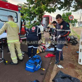 Motociclista fica gravemente ferido após bater em árvore em Maringá Foto 3 Fotos de Motociclista fica gravemente ferido após bater em árvore em Maringá