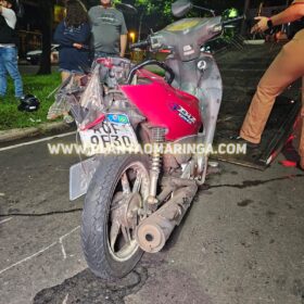 Motorista embriagado bate carro em traseira de moto e deixa gestante e marido feridos em Maringá Foto 2 Fotos de Motorista embriagado bate carro em traseira de moto e deixa gestante e marido feridos em Maringá