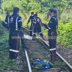 Mulher encontrada morta na linha do trem em Sarandi é identificada Foto 8 Fotos de Mulher encontrada morta na linha do trem em Sarandi é identificada