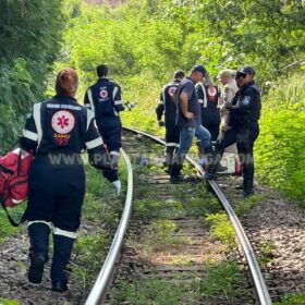 Mulher encontrada morta na linha do trem em Sarandi é identificada Foto 9 Fotos de Mulher encontrada morta na linha do trem em Sarandi é identificada