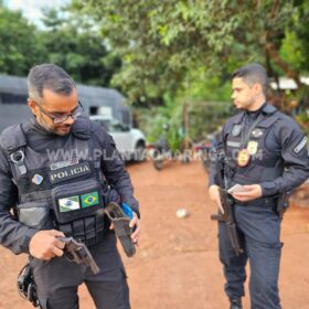 Polícia Civil cumpre mandados em operação contra grupo de Nego Fi, em Sarandi Foto 8 Fotos de Polícia Civil cumpre mandados em operação contra grupo de Nego Fi, em Sarandi