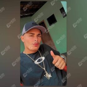 Rapaz atropelado e executado com 26 tiros em Sarandi é identificado Foto 21 Fotos de Rapaz atropelado e executado com 26 tiros em Sarandi é identificado