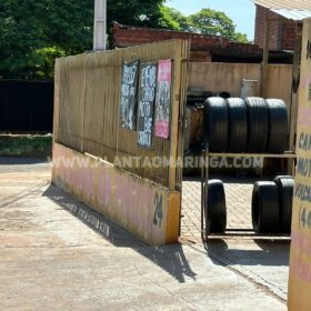 Três pessoas foram baleadas após um ataque a tiros em uma borracharia em Sarandi Foto 5 Fotos de Três pessoas foram baleadas após um ataque a tiros em uma borracharia em Sarandi