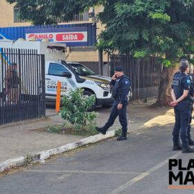 Câmera registra funcionário de supermercado sendo executado na frente do trabalho em Sarandi Foto 11 Fotos de Câmera registra funcionário de supermercado sendo executado na frente do trabalho em Sarandi