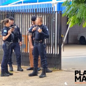 Câmera registra funcionário de supermercado sendo executado na frente do trabalho em Sarandi Foto 8 Fotos de Câmera registra funcionário de supermercado sendo executado na frente do trabalho em Sarandi