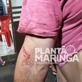 Cliente de bar é esfaqueado no peito durante assalto em Maringá Foto 3 Fotos de Cliente de bar é esfaqueado no peito durante assalto em Maringá