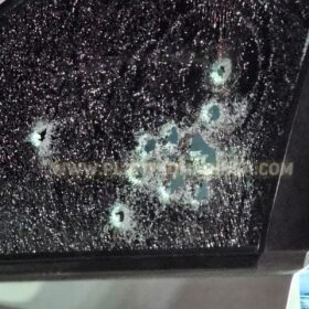 Homem dentro de carro com esposa e filhos é executado com 16 tiros em Sarandi Foto 6 Fotos de Homem dentro de carro com esposa e filhos é executado com 16 tiros em Sarandi